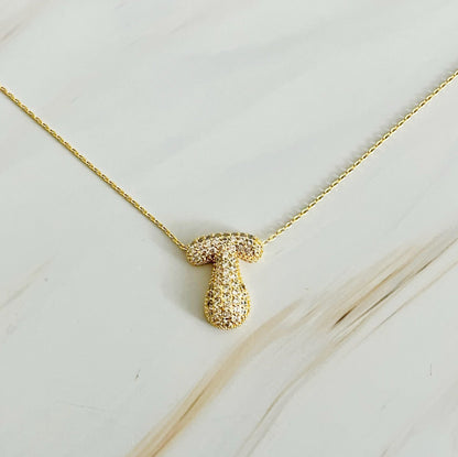 Colar dourado com Inicial em Bolha de Cristal